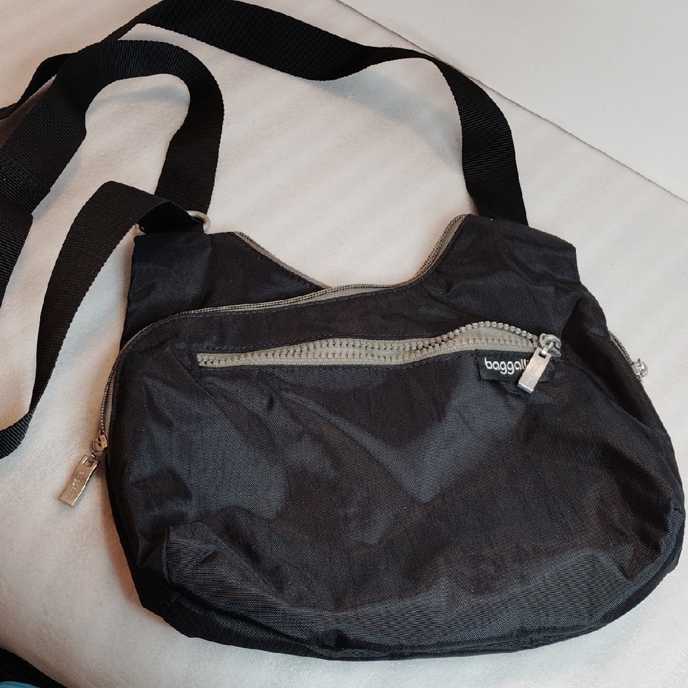 Baggallini Black Crossbody Bag